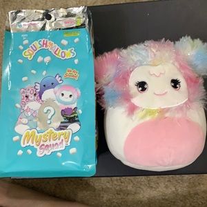 Squishmallow mystery squad zaylee Bigfoot